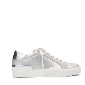 DV by Dolce Vita Helix‎ Women's Sneaker Silver Metallic Size 8.5 Goose Shoe